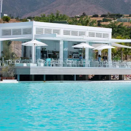 Al-401 In Alcazaba Lagoon Lägenhet