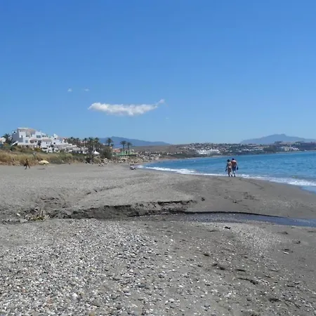 Al-401 In Alcazaba Lagoon Estepona