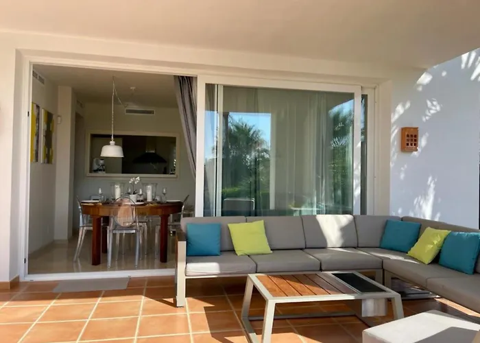 Al-401 In Alcazaba Lagoon *