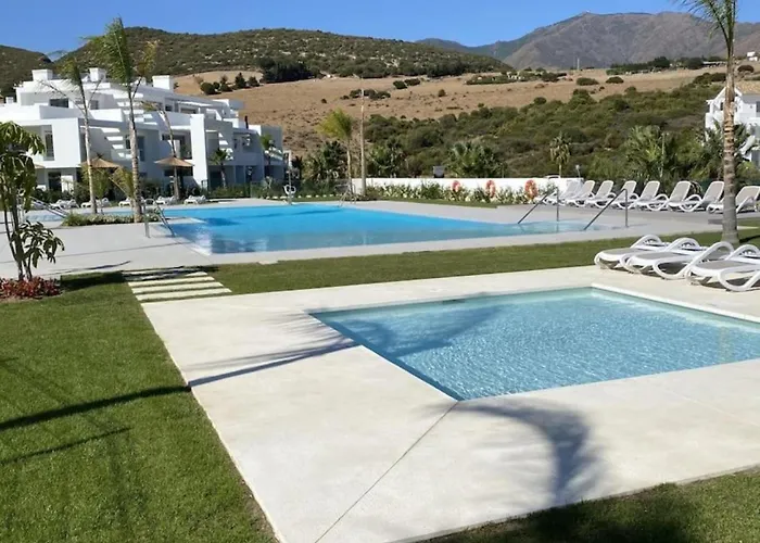 Al-401 In Alcazaba Lagoon Apartment *