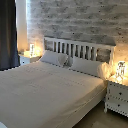 Al-401 In Alcazaba Lagoon *