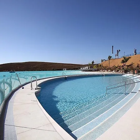 Al-401 In Alcazaba Lagoon