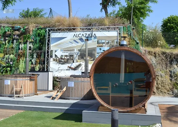 Al-401 In Alcazaba Lagoon * Estepona