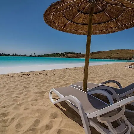 Al-401 In Alcazaba Lagoon