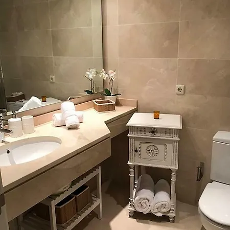 Al-401 In Alcazaba Lagoon